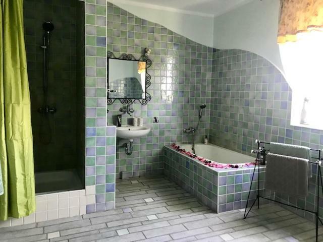 Dom Goscinny Lerka - 240 M2 Mazury Jeziora Lasy Lakorz Экстерьер фото
